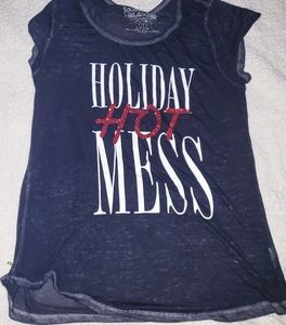 T shirt L holiday hot mess